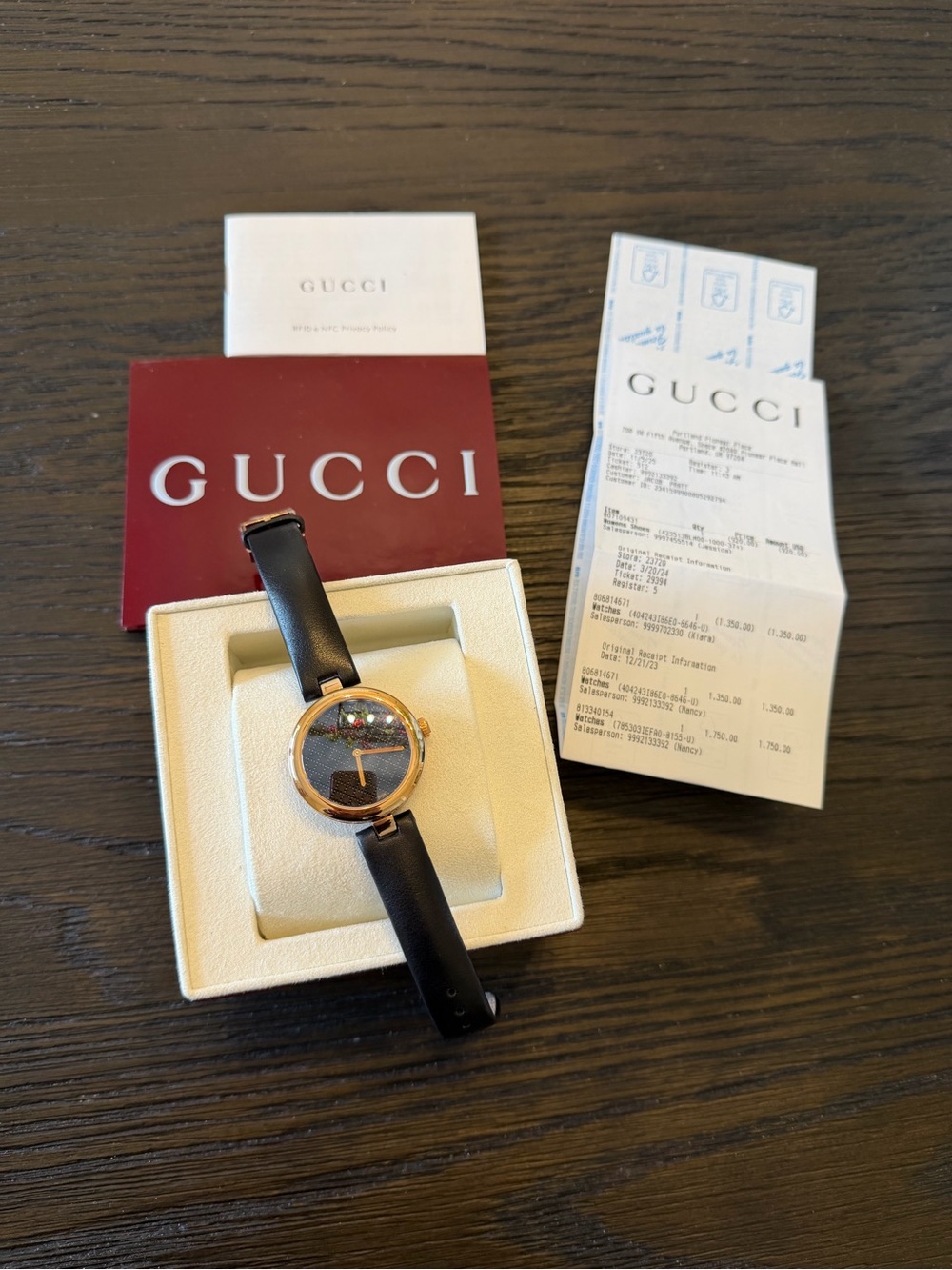 Gucci Black Leather Strap Rose Gold-Tone Round Watch